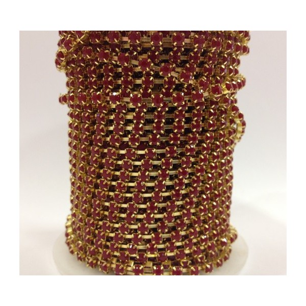 Catena con Strass in Resina 4mm Amaranto