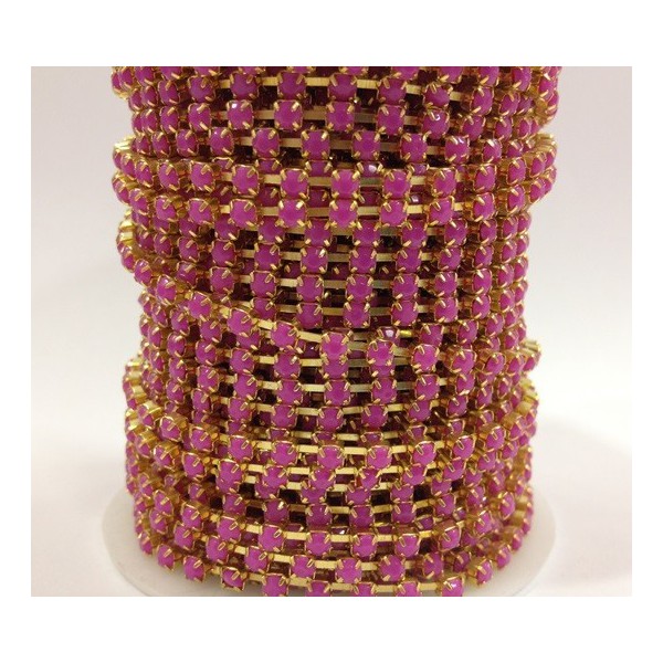 Catena con Strass in Resina 4mm Fucsia