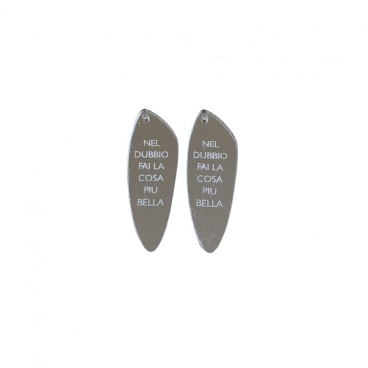 Piastrine 49x12mm "nel dubbio..." colore argento